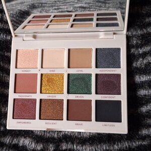 Persona Cosmetics – Identity Two Eyeshadow Palette 🌈✨ (Lightly Swatched)